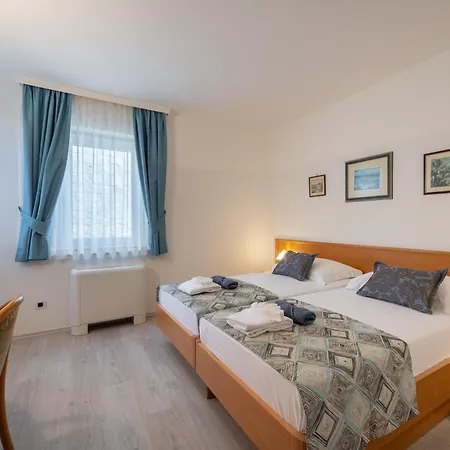 Fontana Bed & Breakfast Trogir